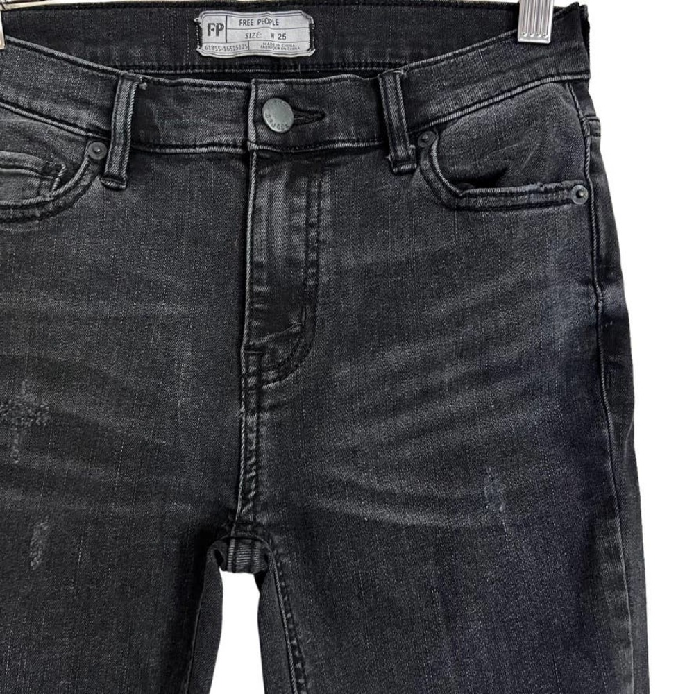 Free People High Rise Distressed Skinny Jeans Size 25 - Picture 6 of 16